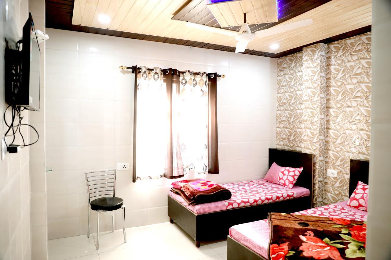 Asha Bnb Amritsar Buitenkant foto