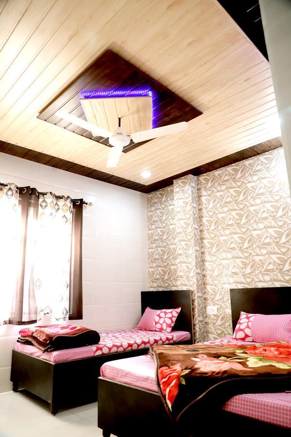 Asha Bnb Amritsar Buitenkant foto